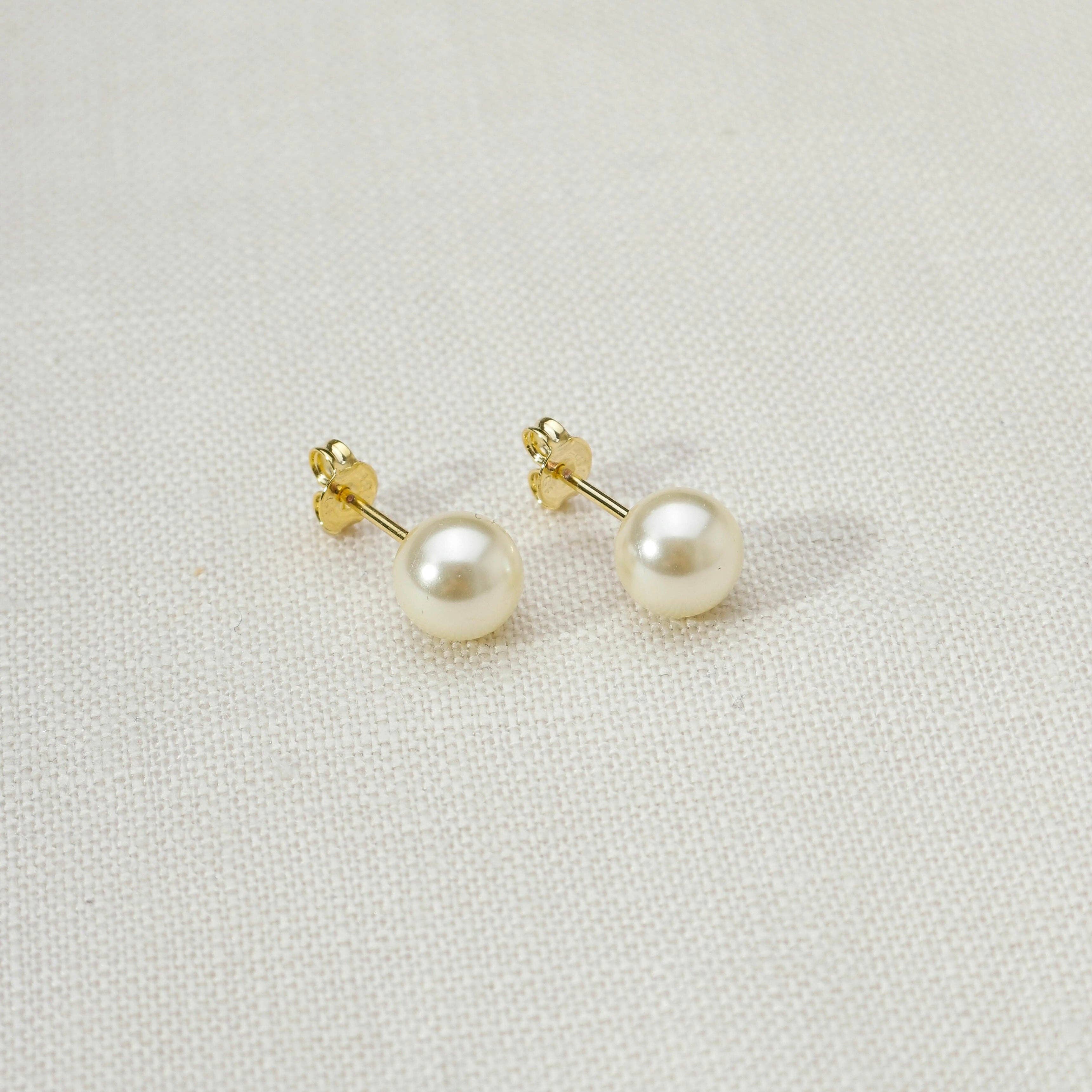 6mm Classic Pearl Stud in 18k Gold Filled