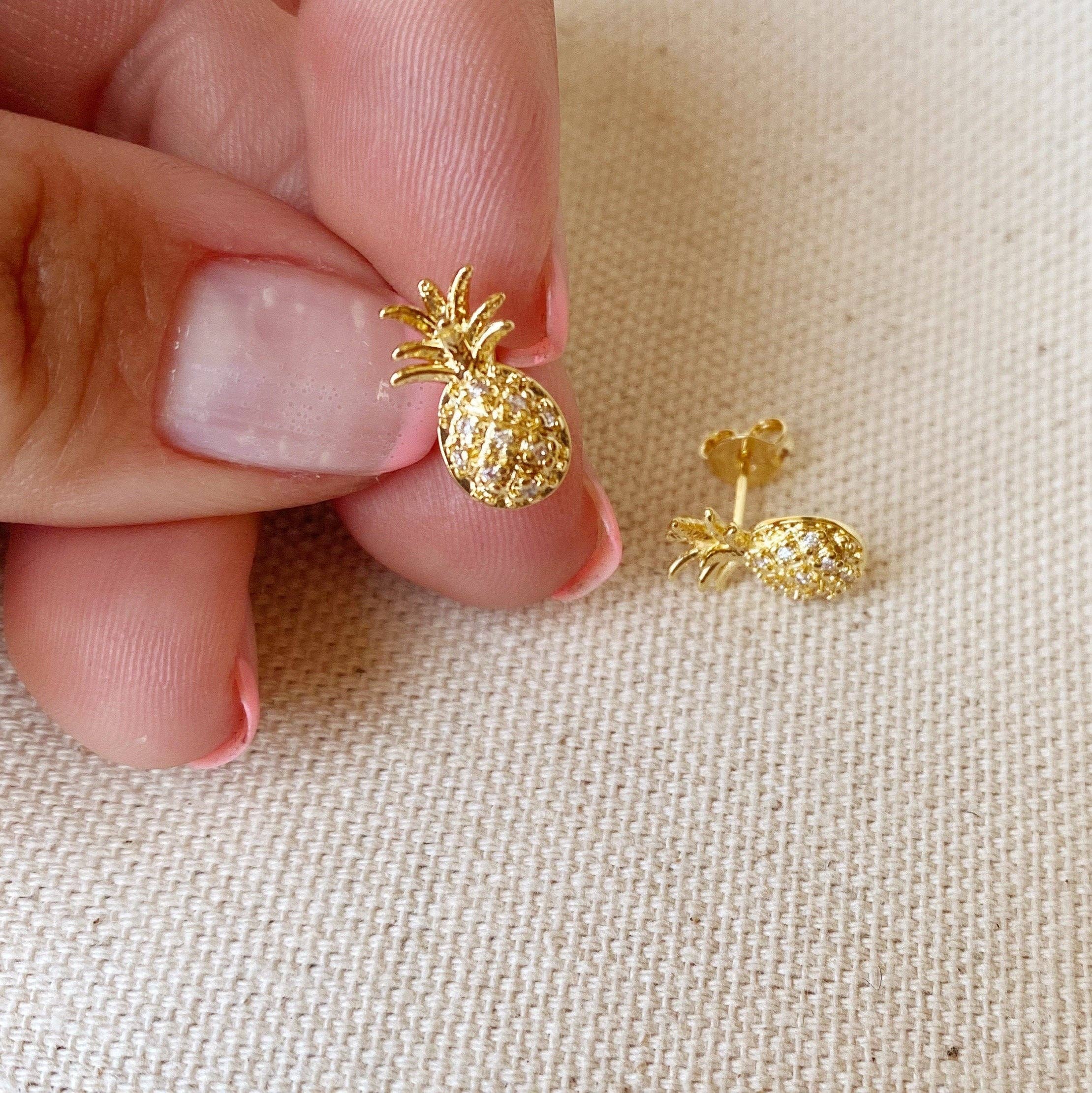 Pineapple Stud Earrings in 18k Gold Filled
