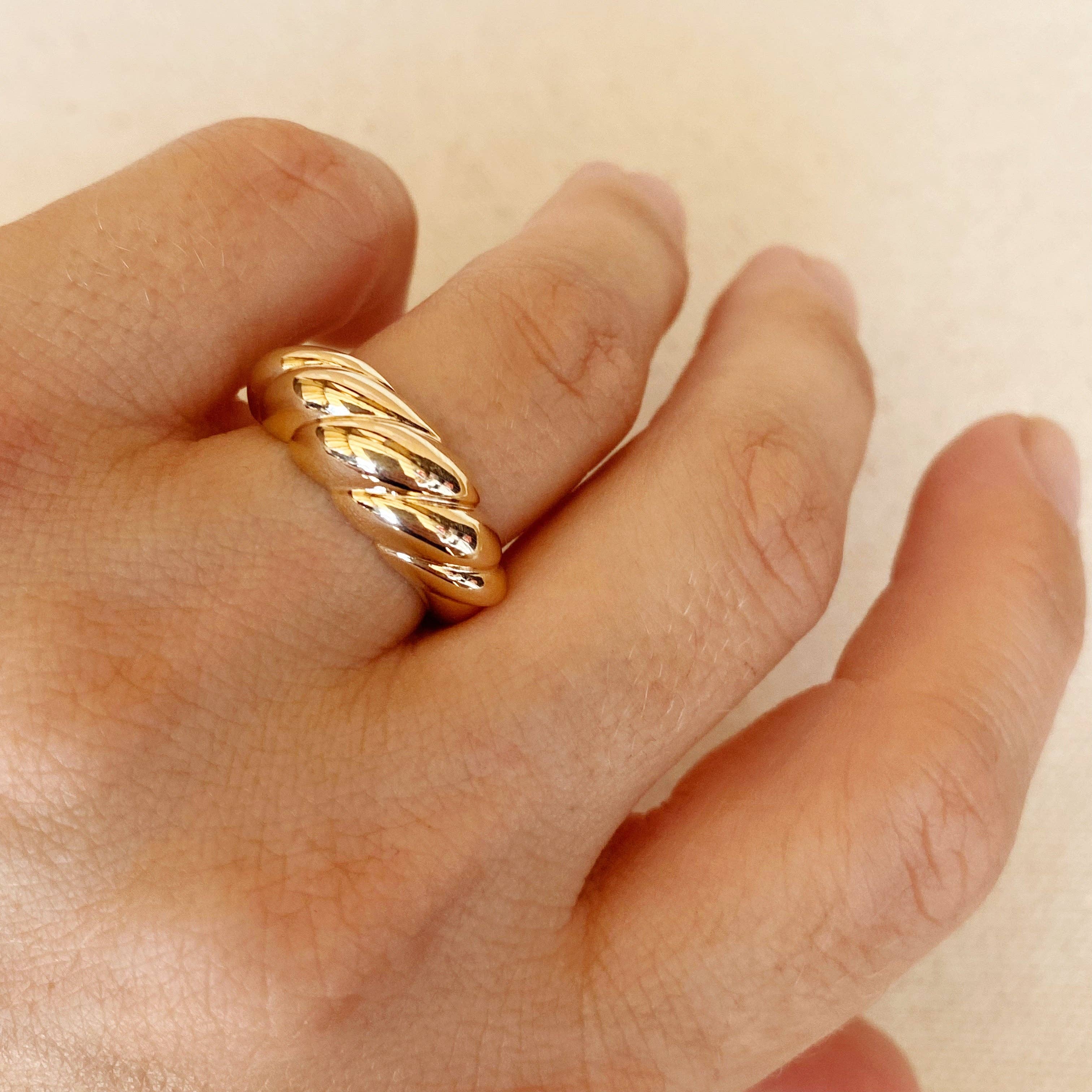 18k Gold Filled Dome Croissant Ring: 8