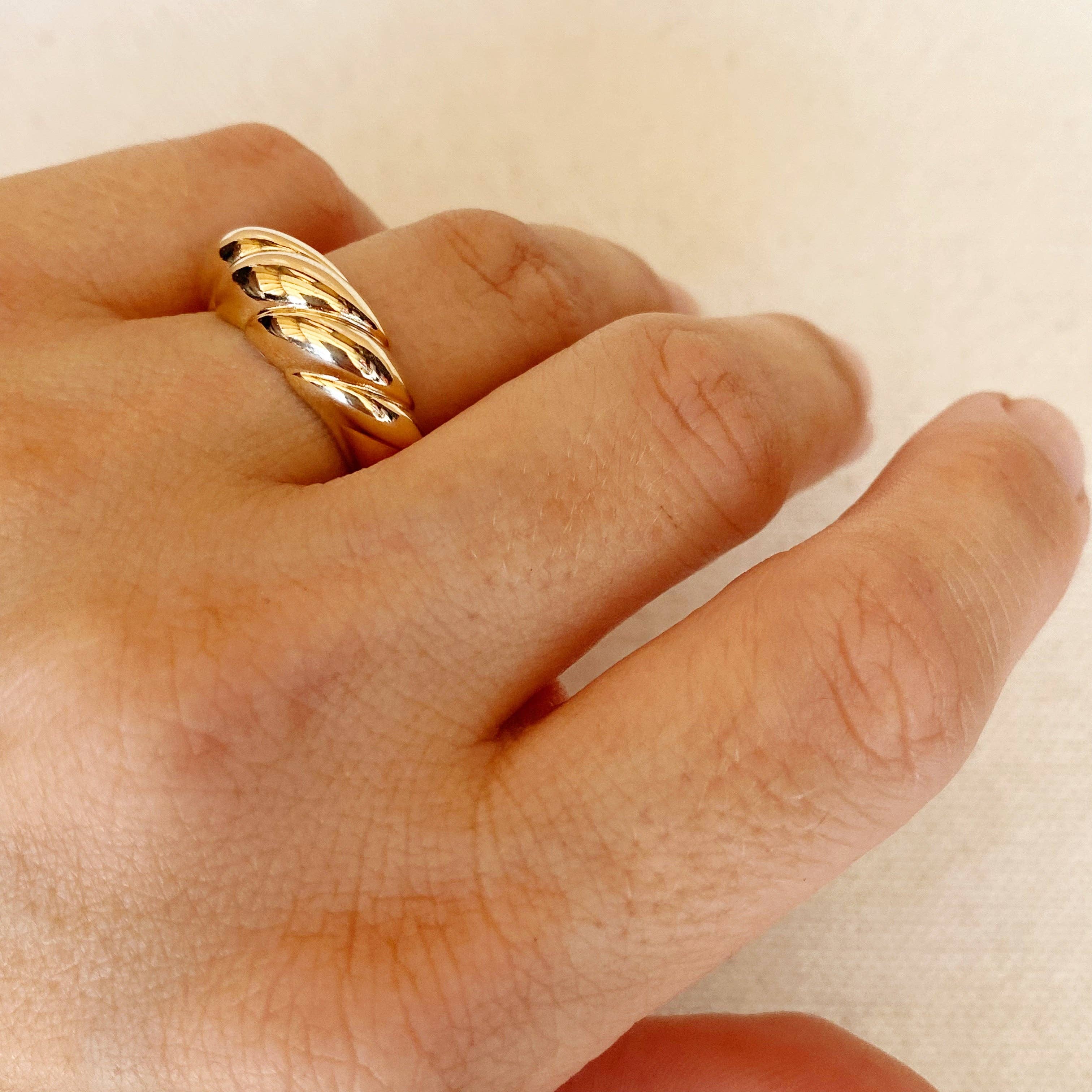 18k Gold Filled Dome Croissant Ring: 8