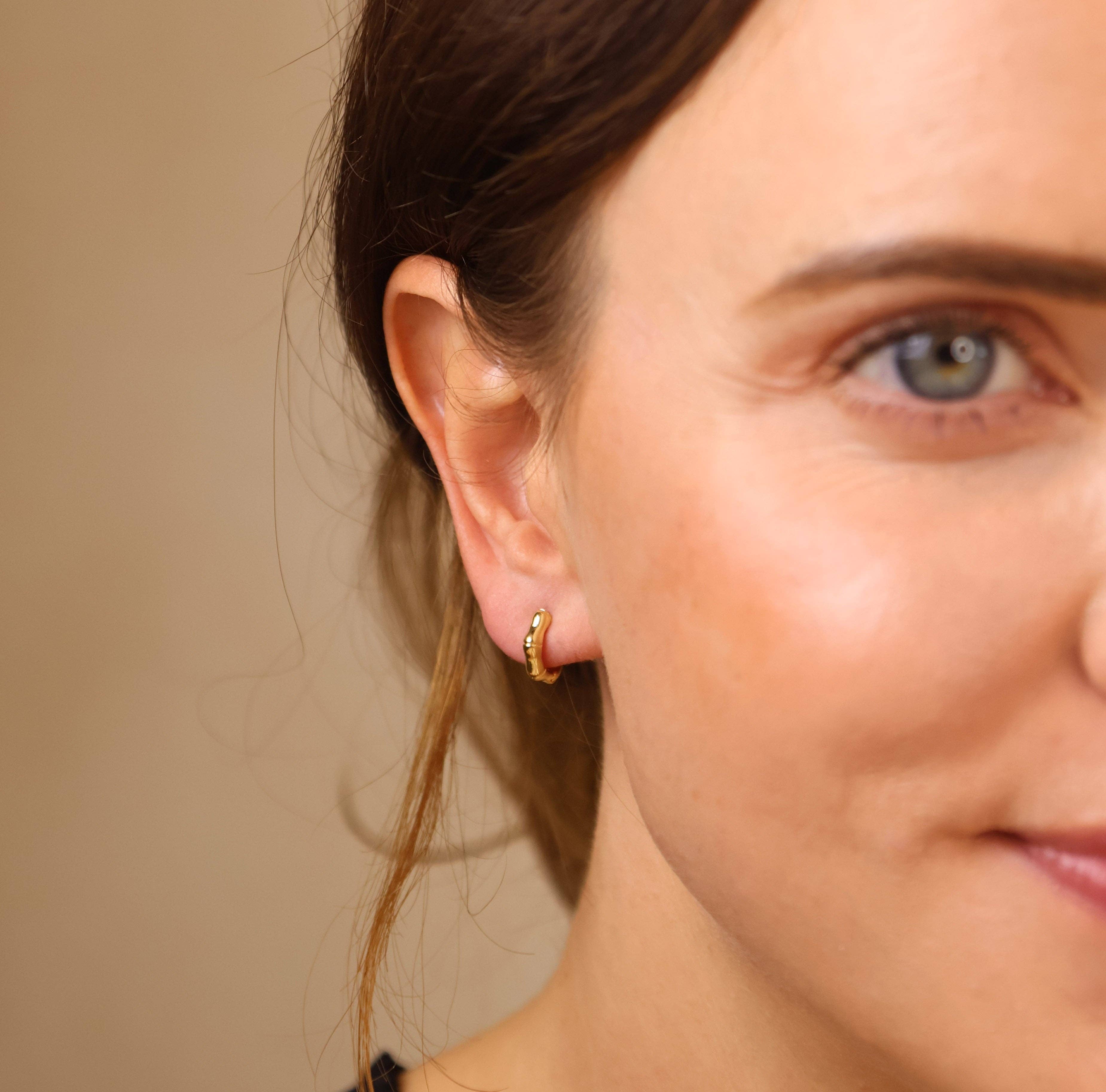 18k Gold Filled Bamboo Clicker Hoop Earrings: 10mm