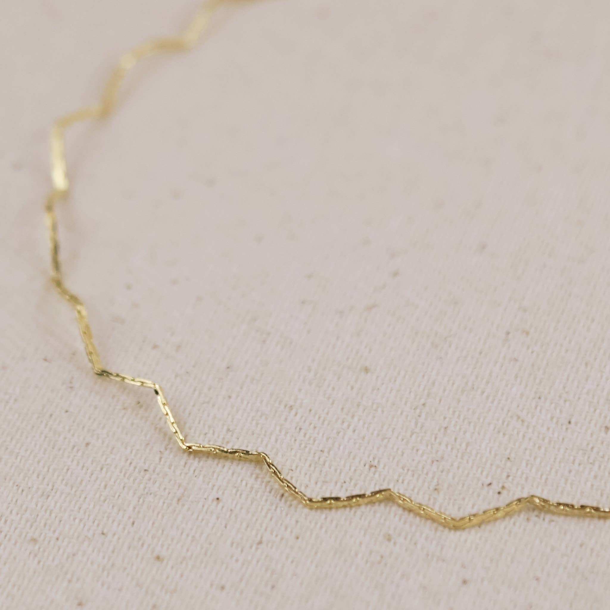 Zig Zag Anklet: 9 inches + 2inches extender in 18k Gold Filled