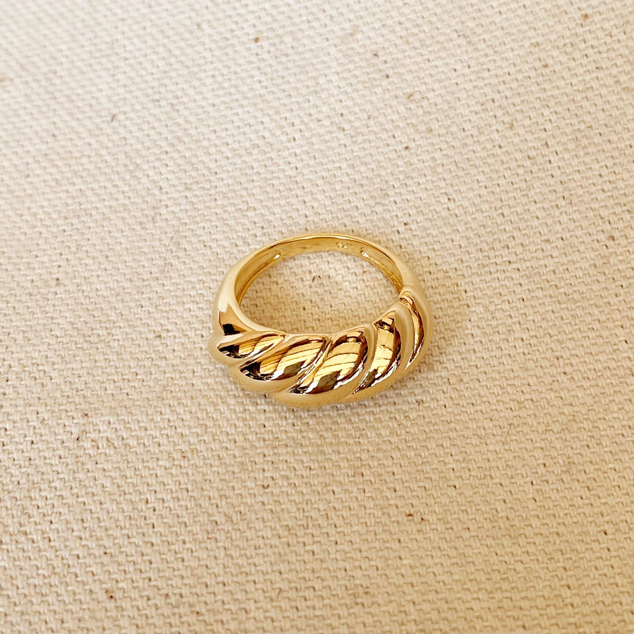18k Gold Filled Dome Croissant Ring: 8