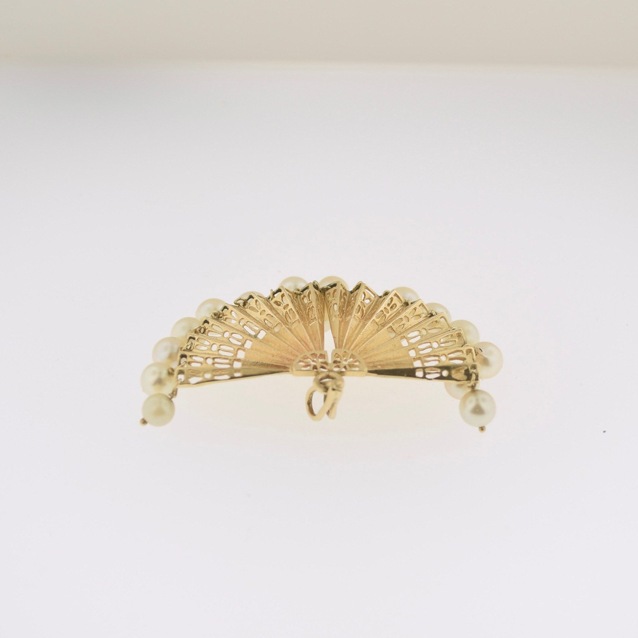 Vintage 14k Gold Pearl Fan Pendant - Great Size!