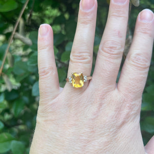 Lovely 10k Yellow Gold Citrine Ring
