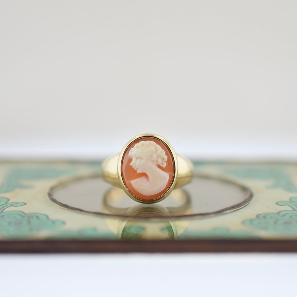 Vintage 14k Cameo Ring - Signet Ring Style - Heavy Estate Find